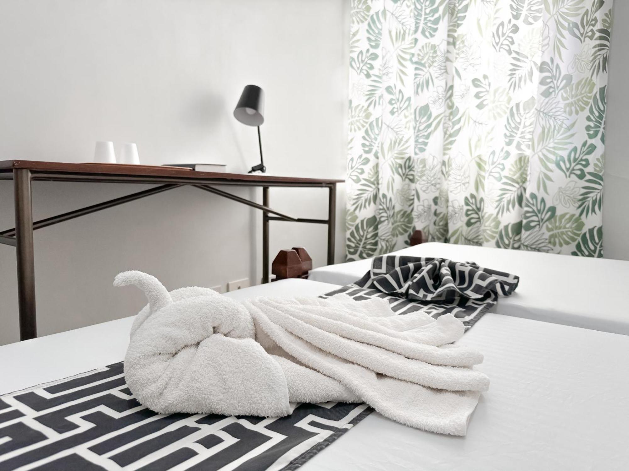 Gplace Hotel Cebu Екстер'єр фото
