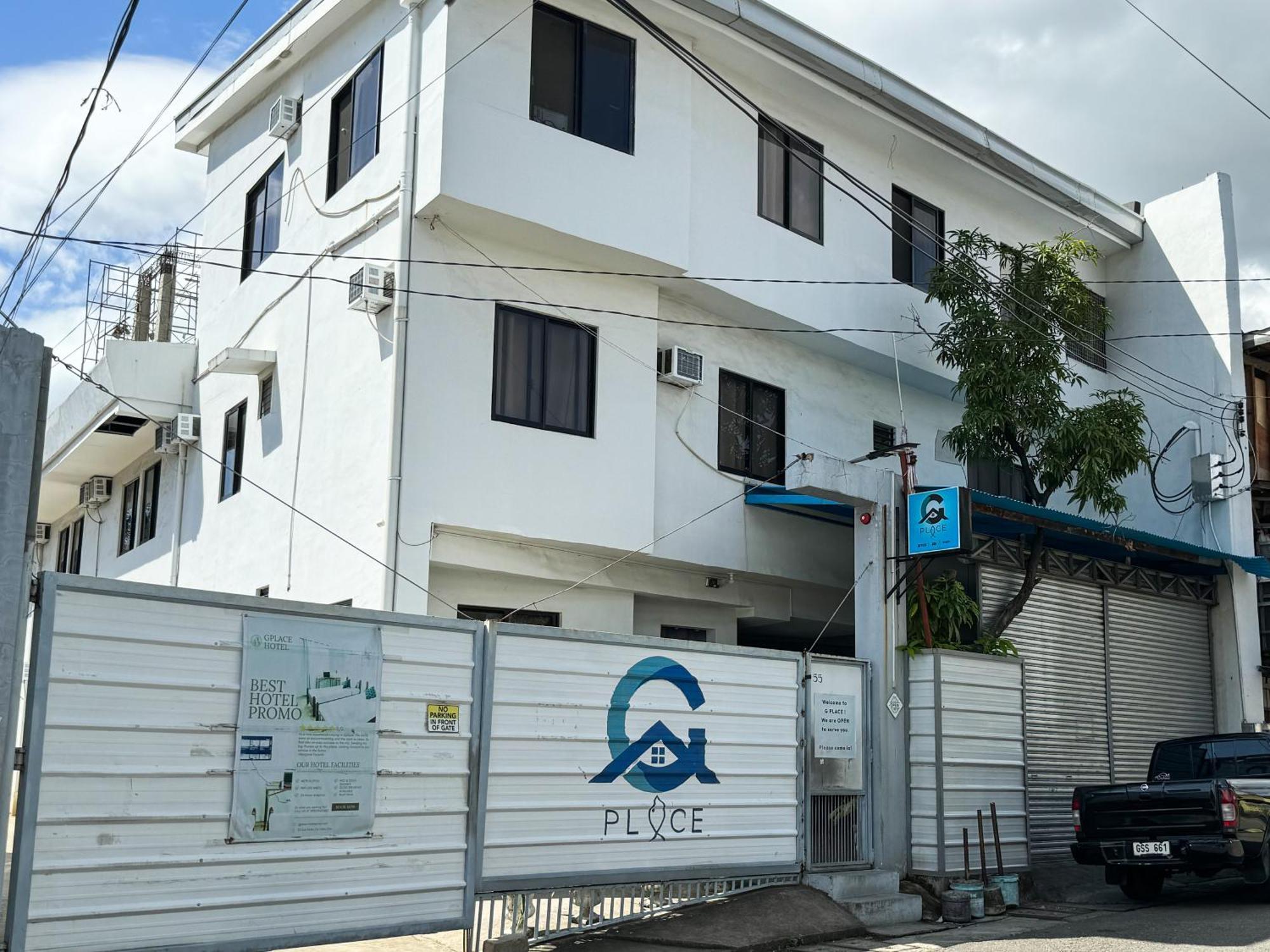 Gplace Hotel Cebu Екстер'єр фото