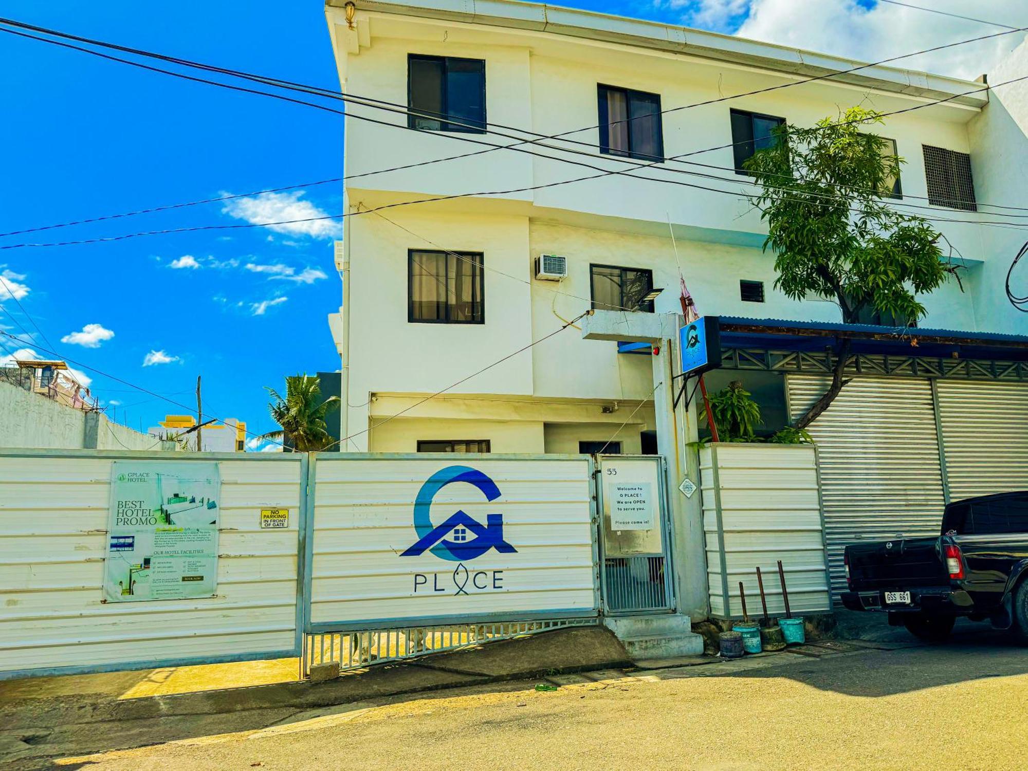 Gplace Hotel Cebu Екстер'єр фото